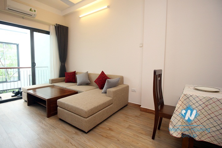 Beautiful apartment for rent in Hoang Hoa Tham, Ba Dinh, Hanoi
